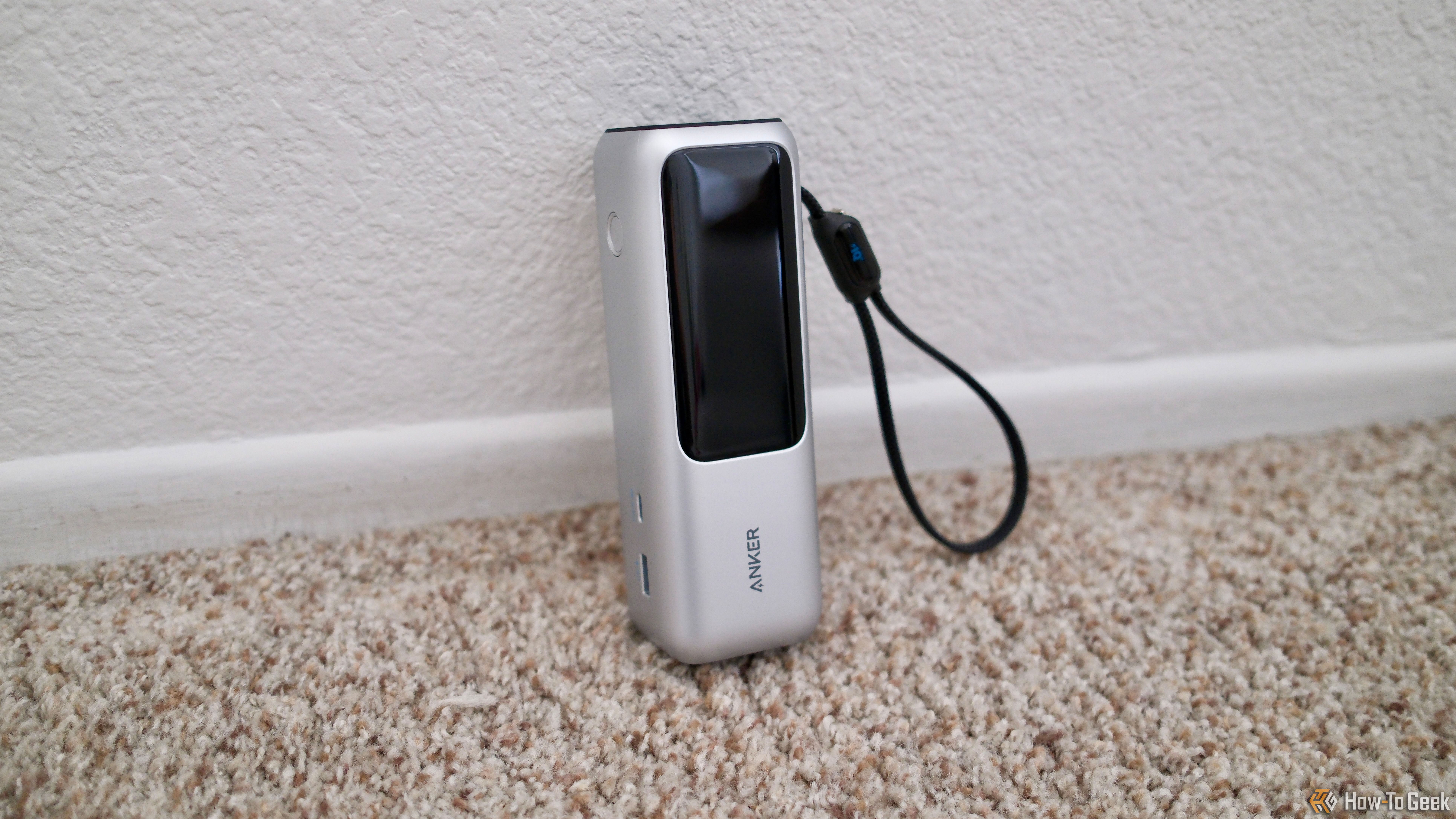 Anker Power Bank 25K (165W, Built-In and Retractable Cables) Review: An Advanced Battery