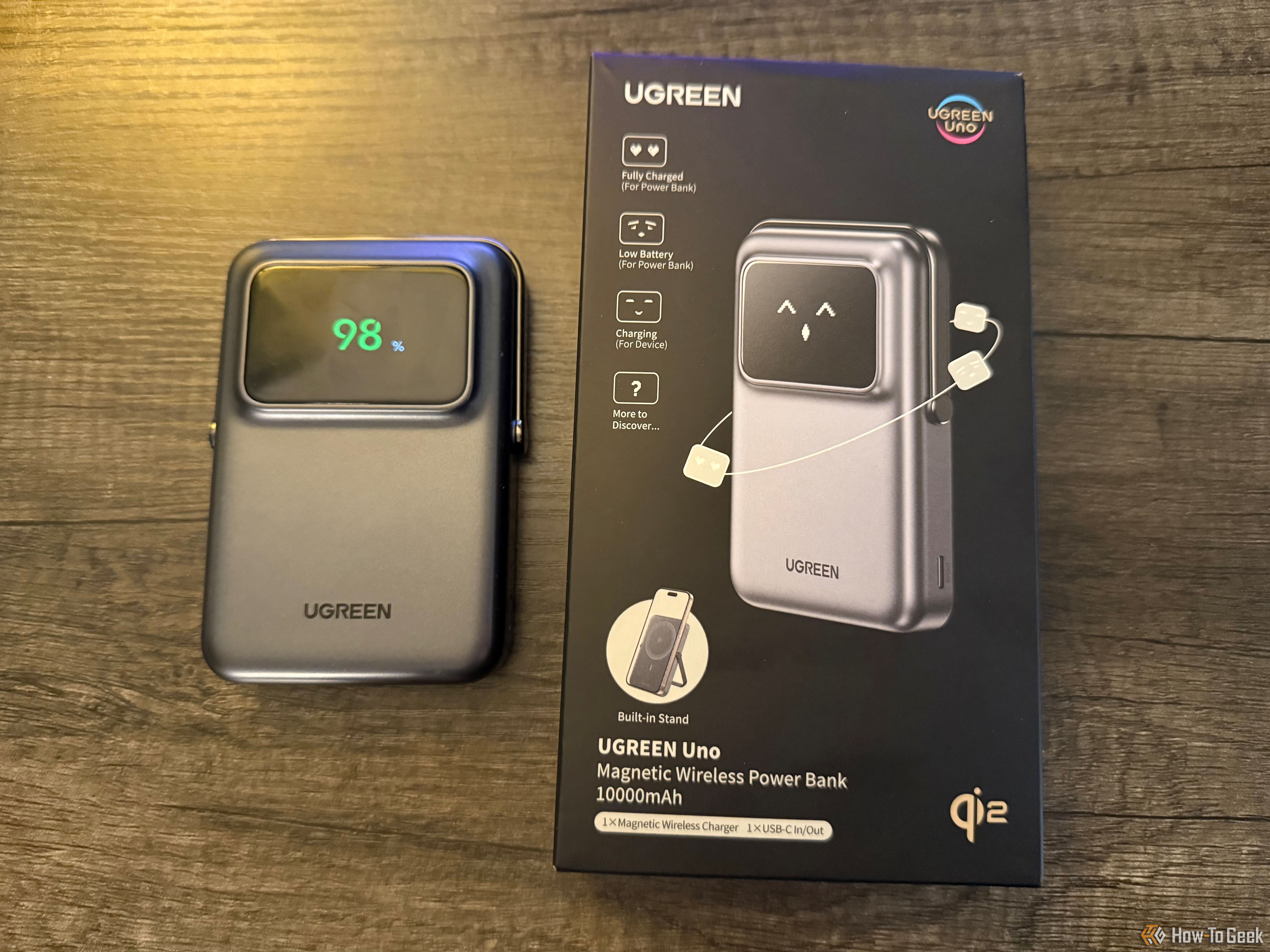 Ugreen Uno Wireless Power Bank and its box.