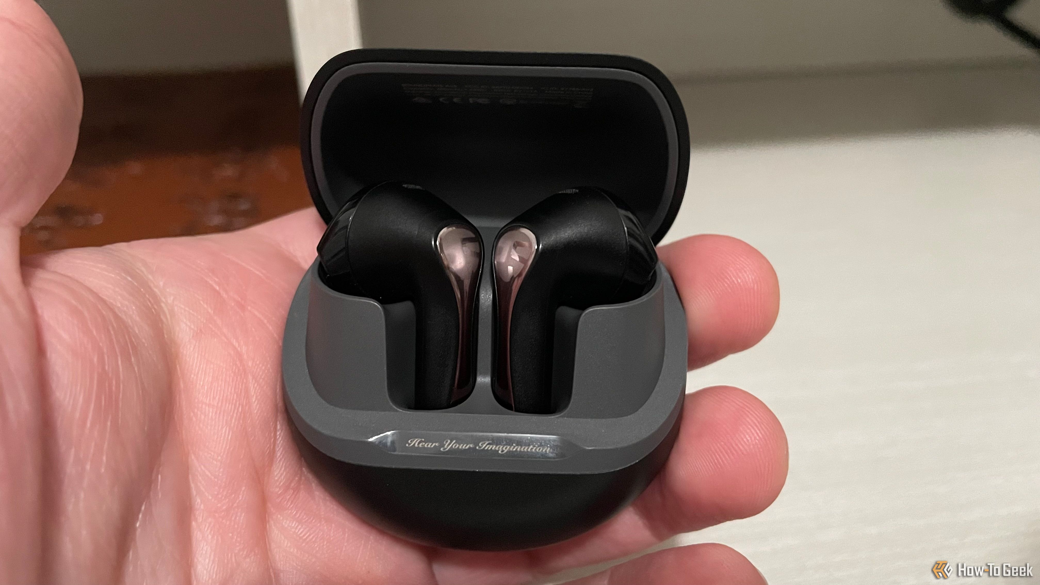 SoundPEATS Air5 Wireless Earbuds Review: Steer Clear of this AirPods Lookalike