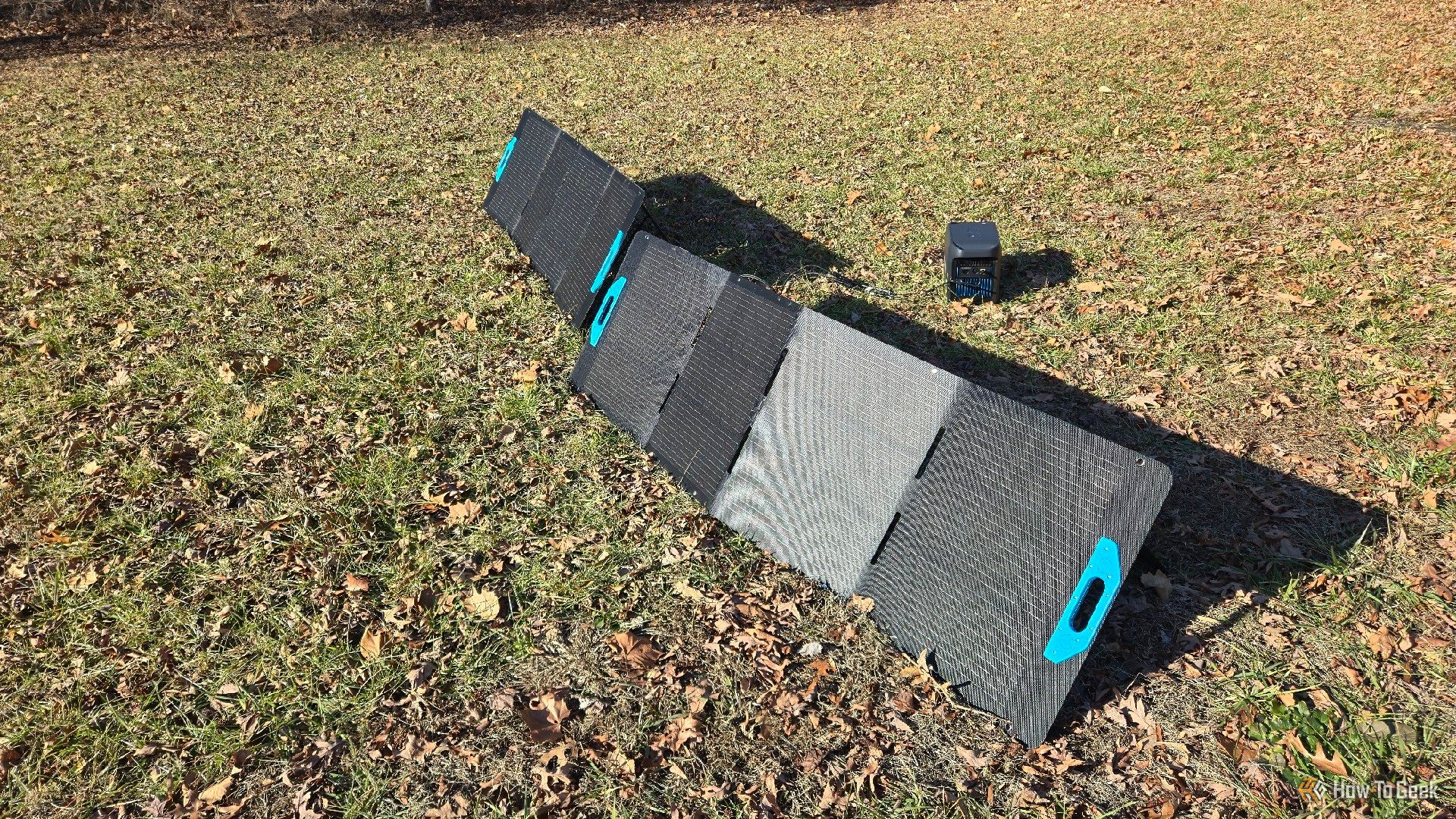 Two Anker PS200 solar panels plugged into an Anker C1000.