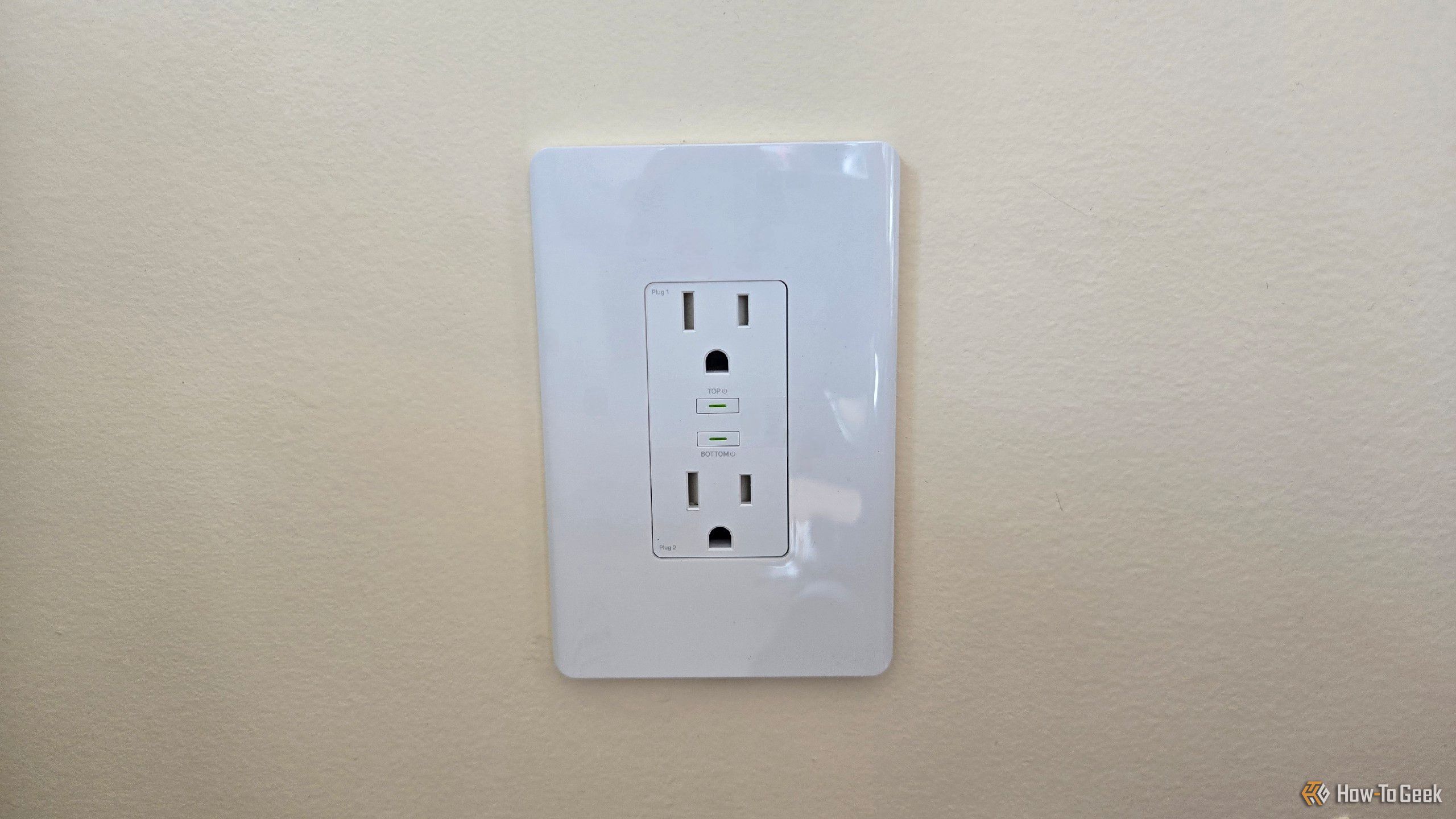 A TP-Link Tapo P210M smart outlet.