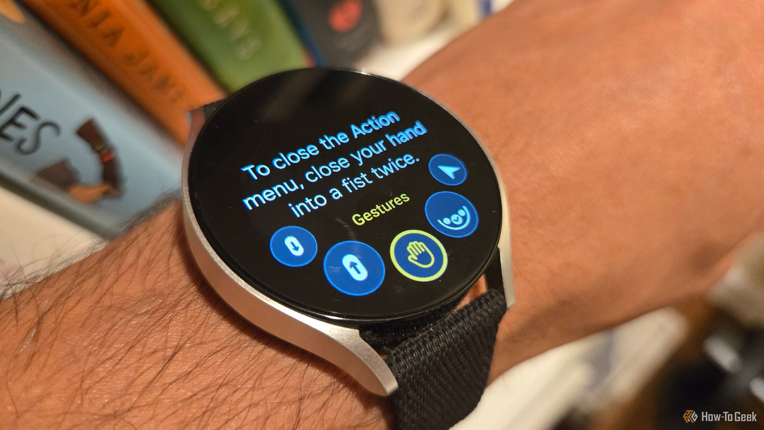 Universal gestures on a Galaxy Watch 6.