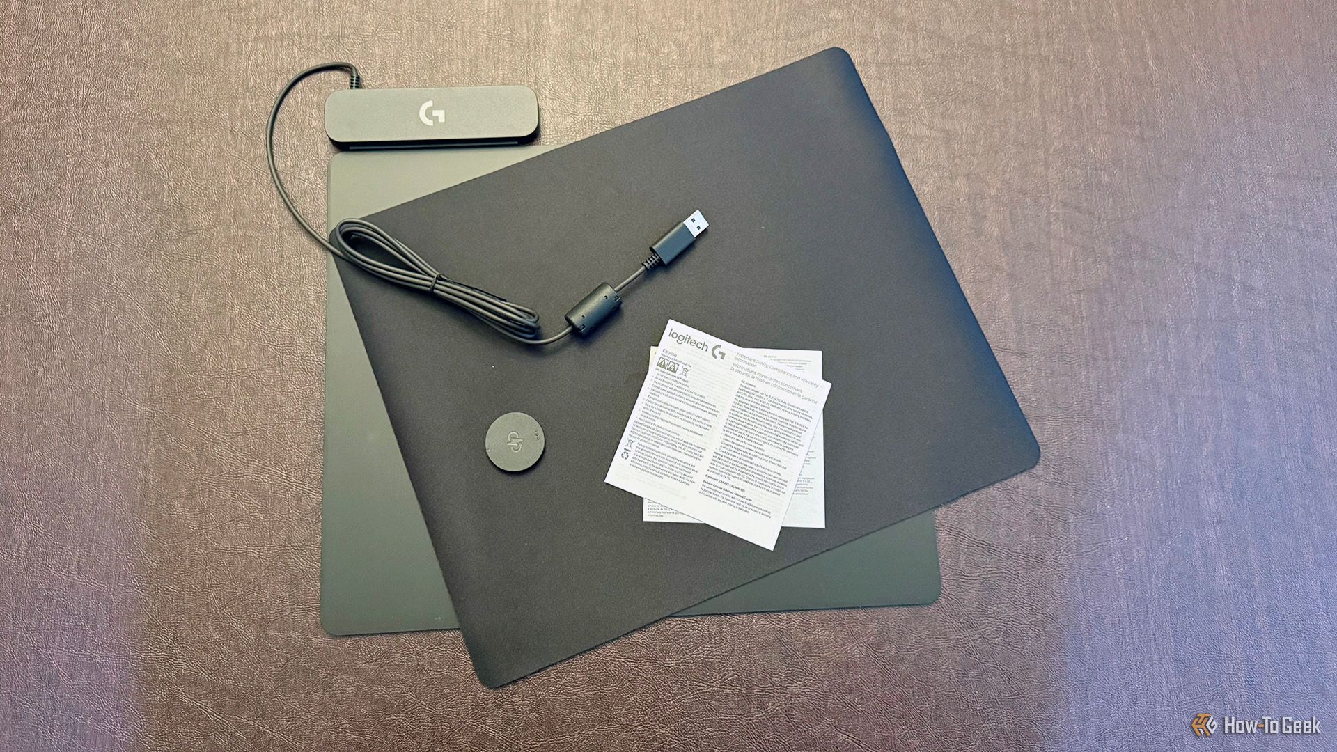 Contents of the Logitech G Powerplay 2 Wireless Charging System package.