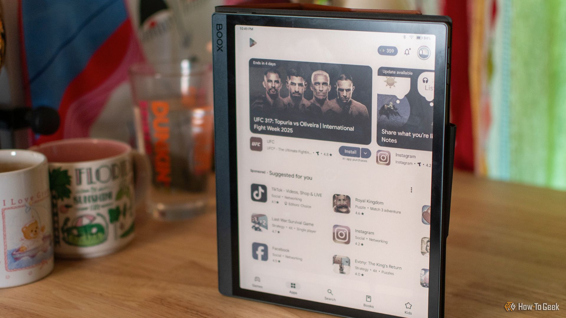 Google Play Store on a BOOX E Ink tablet.