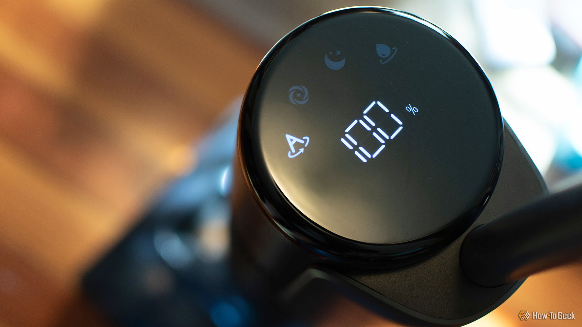 Close up of the Dreame H12 Pro Flexreach vacuum screen.