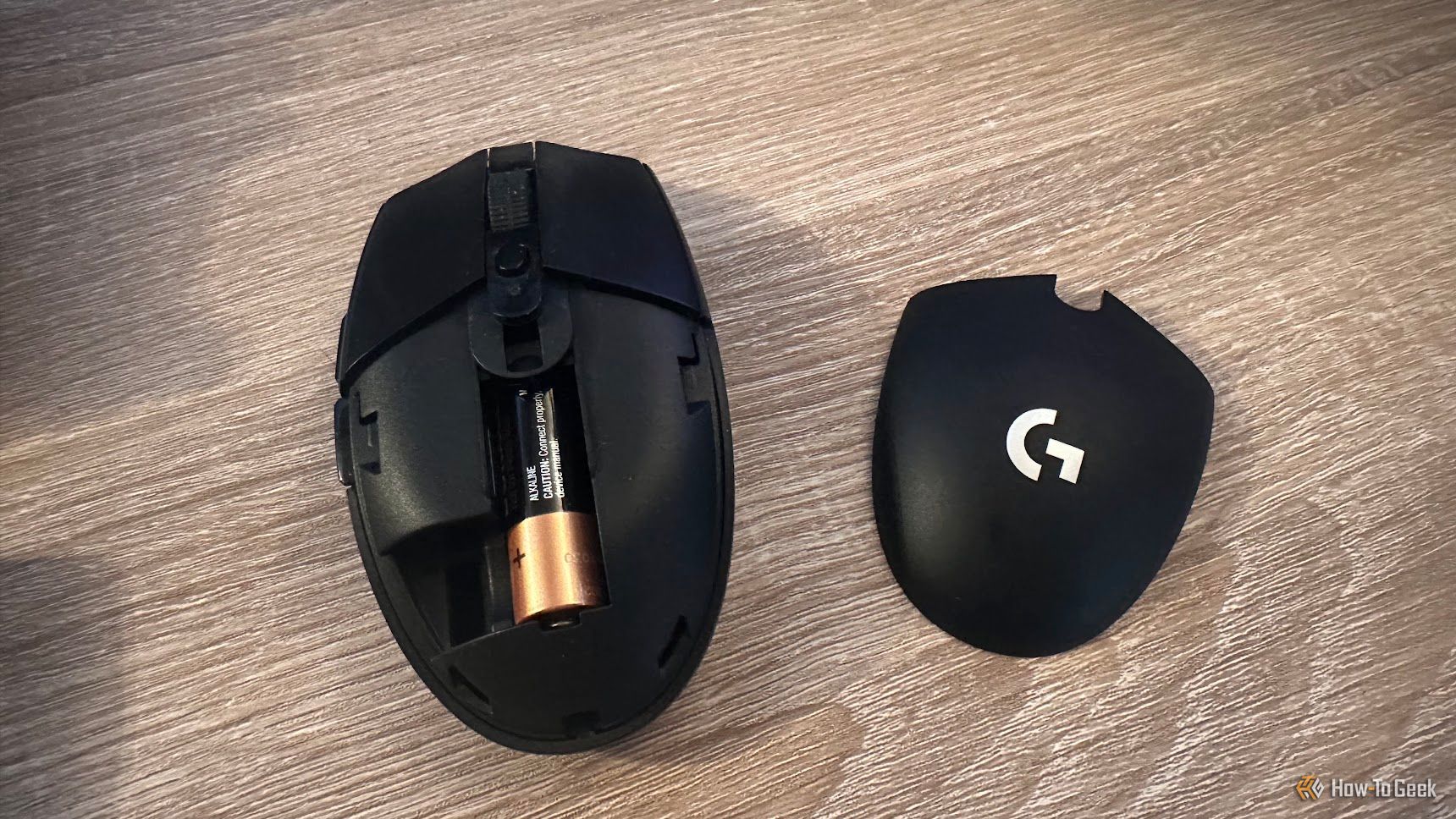 Shell removed and a Loditech G305 with battery