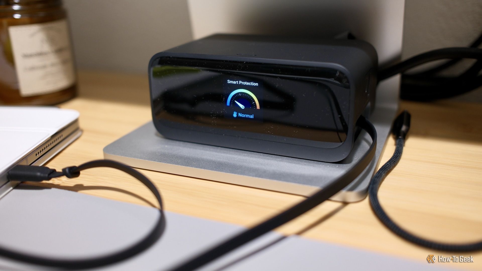 Showing the heat screen on the Anker Nano Charging Station (7-in-1, 100W).