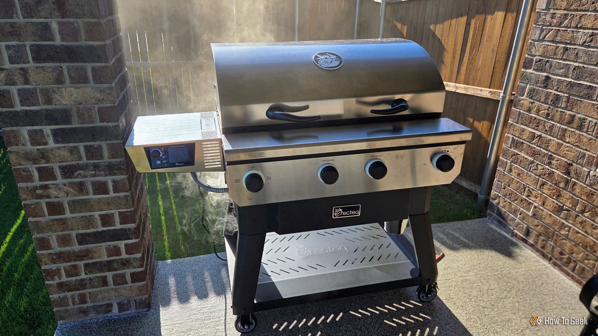 Recteq X-Fire Pro 825 with smoke coming out. 